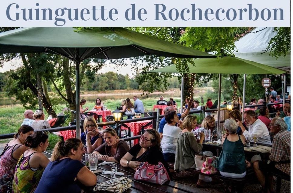 Chambre Jungle Dans Maison D'Hote "Le Petit Clouet"- Rochecorbon Esterno foto